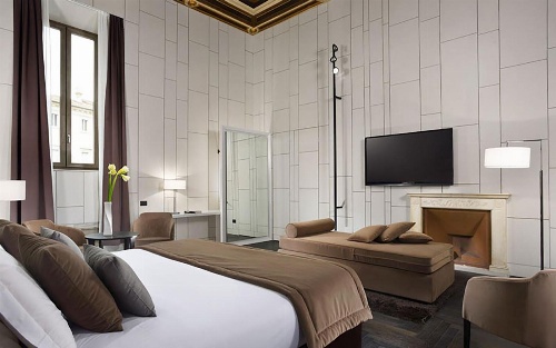Piazza Del Gesu' Luxury Suites image 4